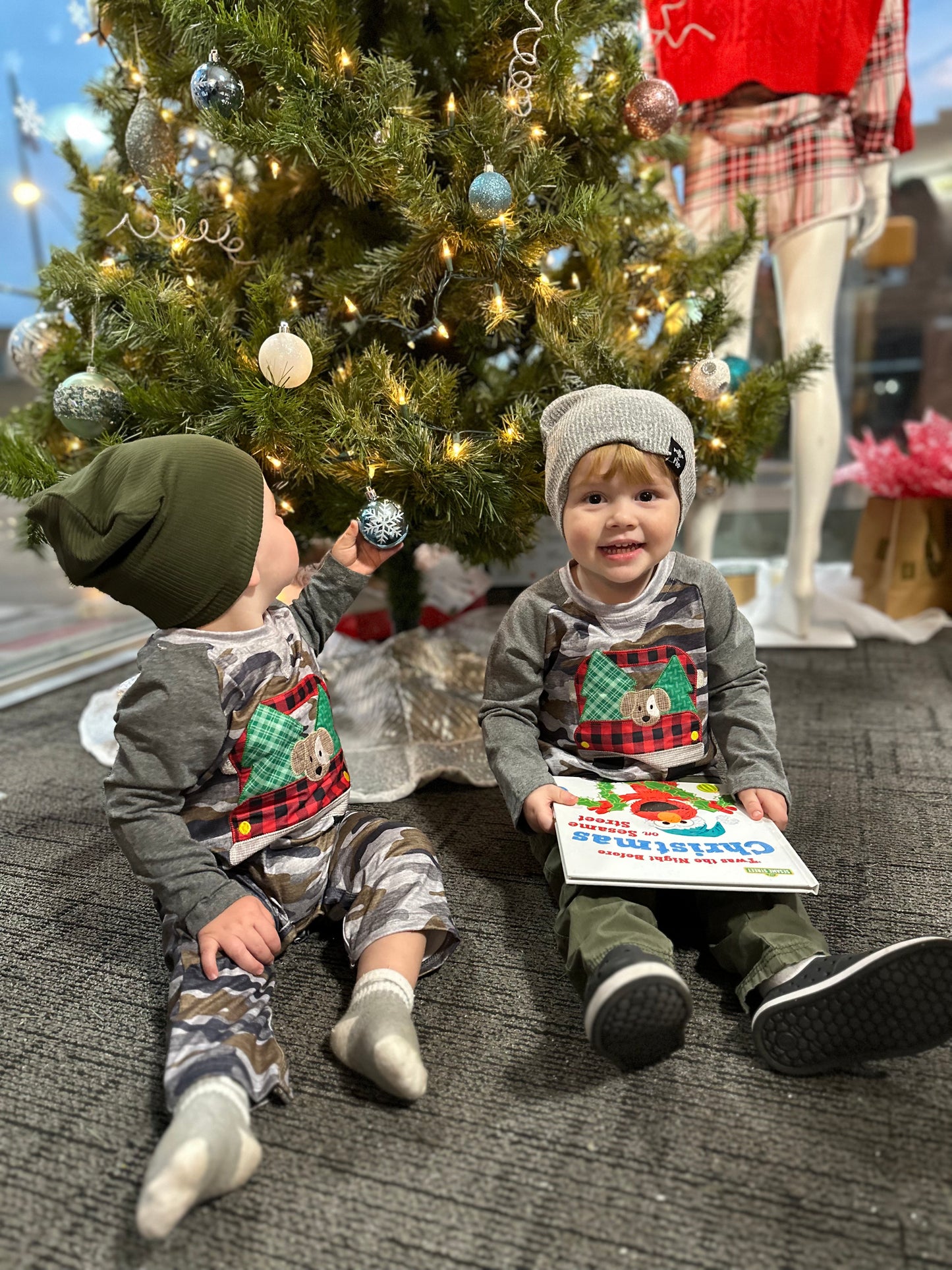 Camo Christmas Truck & Puppy